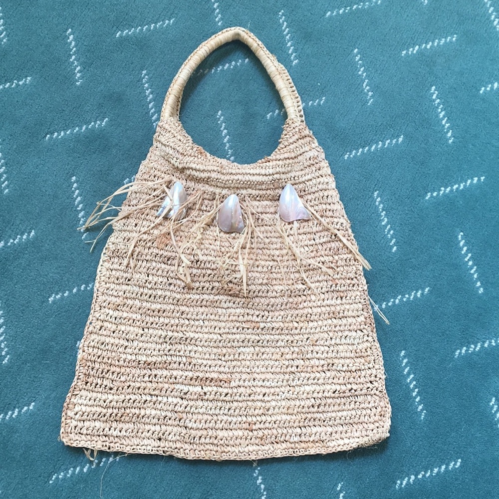 Straw bag